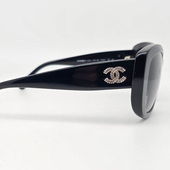 Chanel 5239 c. 501/3C Shiny Black Frame Grey Gradient Lens Sunglasses w/ Case main image 4